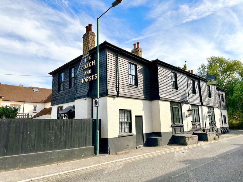 2 bed flat for sale in North Cray Road, Bexley DA5, £300,000 Zoopla