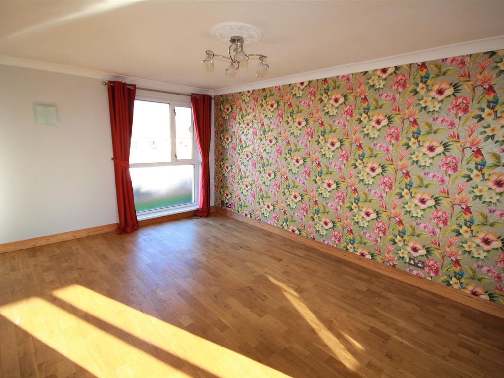 2 bed flat to rent in Middleham Close, Ouston, Chester Le Street DH2