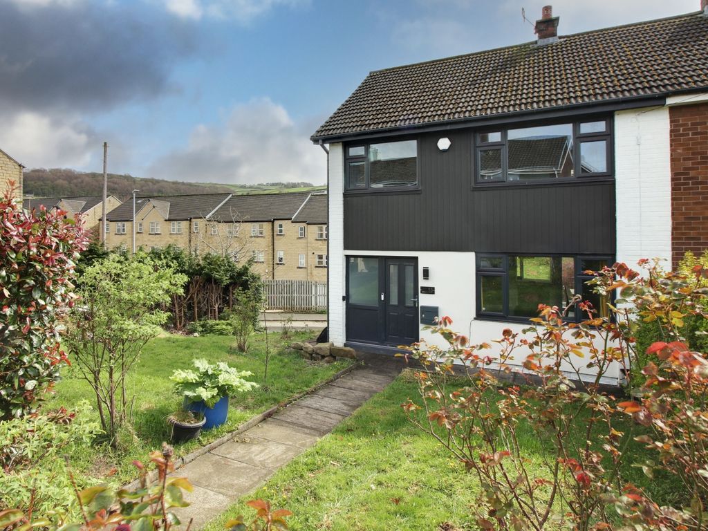 3 bed semidetached house for sale in Kershaw Crescent, Luddendenfoot