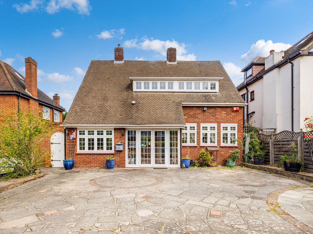 4 bed detached house for sale in Hayes Way, Beckenham BR3, £1,120,000