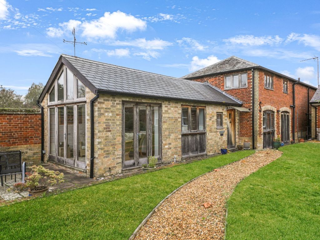 6 bed detached house for sale in Mill Farm Lane, Pampisford, Cambridge