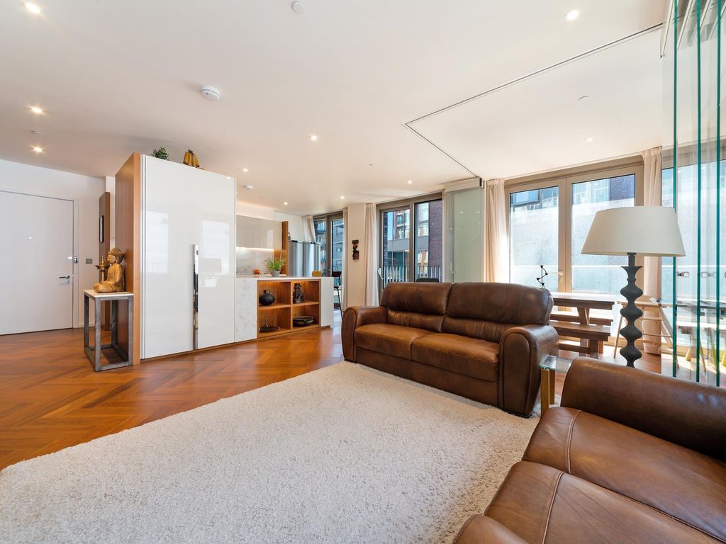 Capital Building, New Union Square, Nine Elms Lane SW11