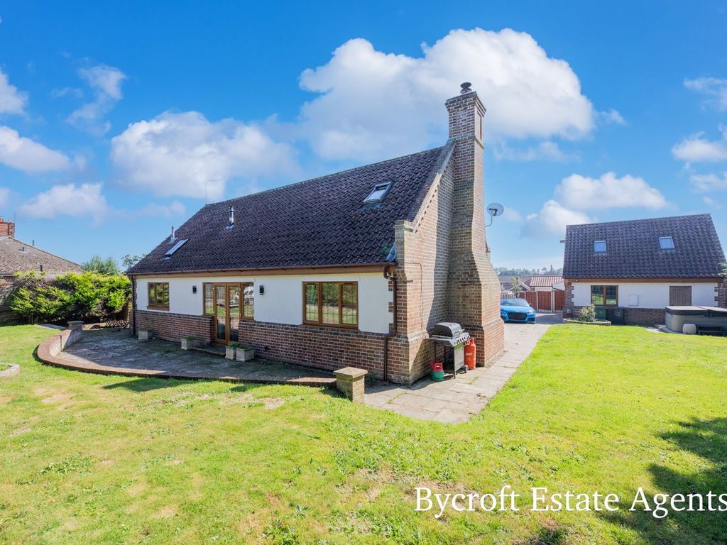 5 bed detached house for sale in Long Lane, Bradwell, Great Yarmouth NR31, £595,000 Zoopla