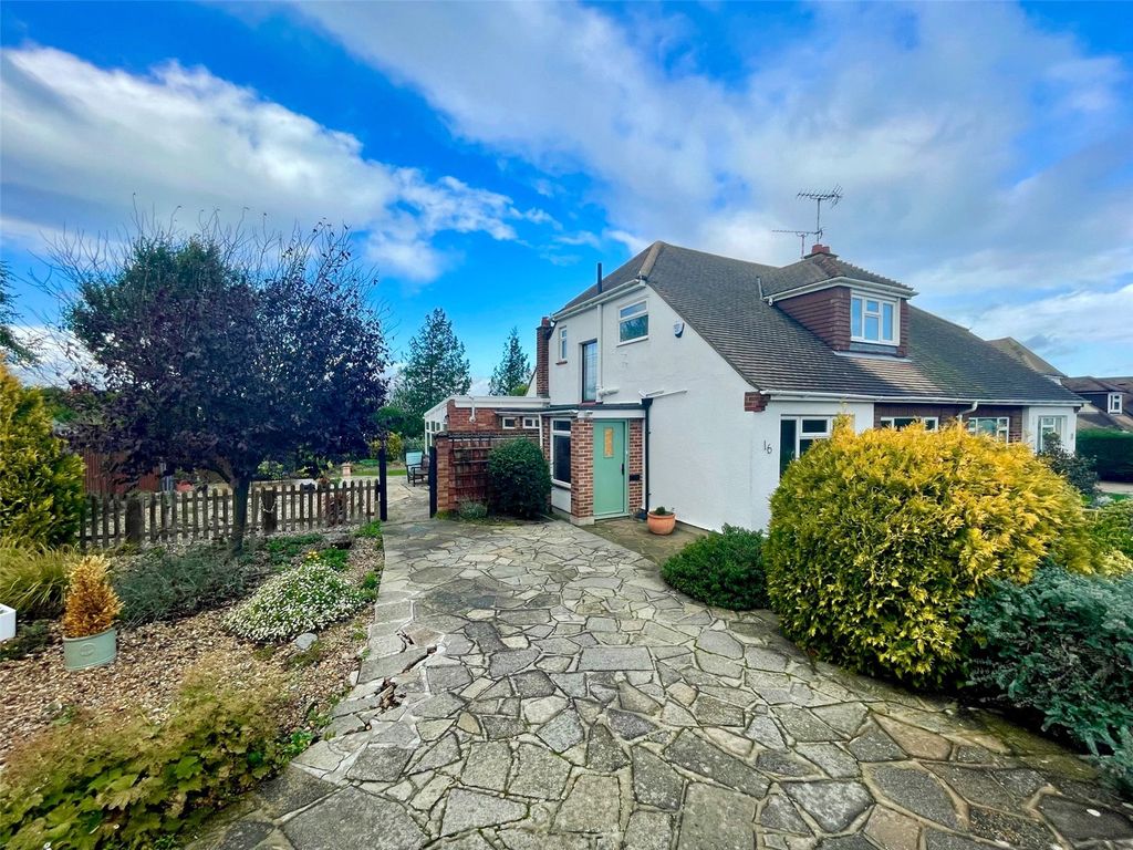 Eastview Drive, Rayleigh, Essex SS6  