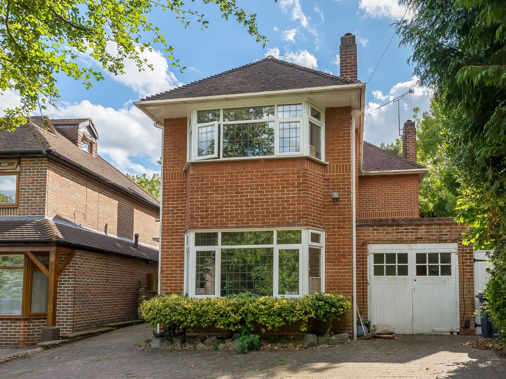 4 bed detached house for sale in Lakeside, Enfield EN2 Zoopla