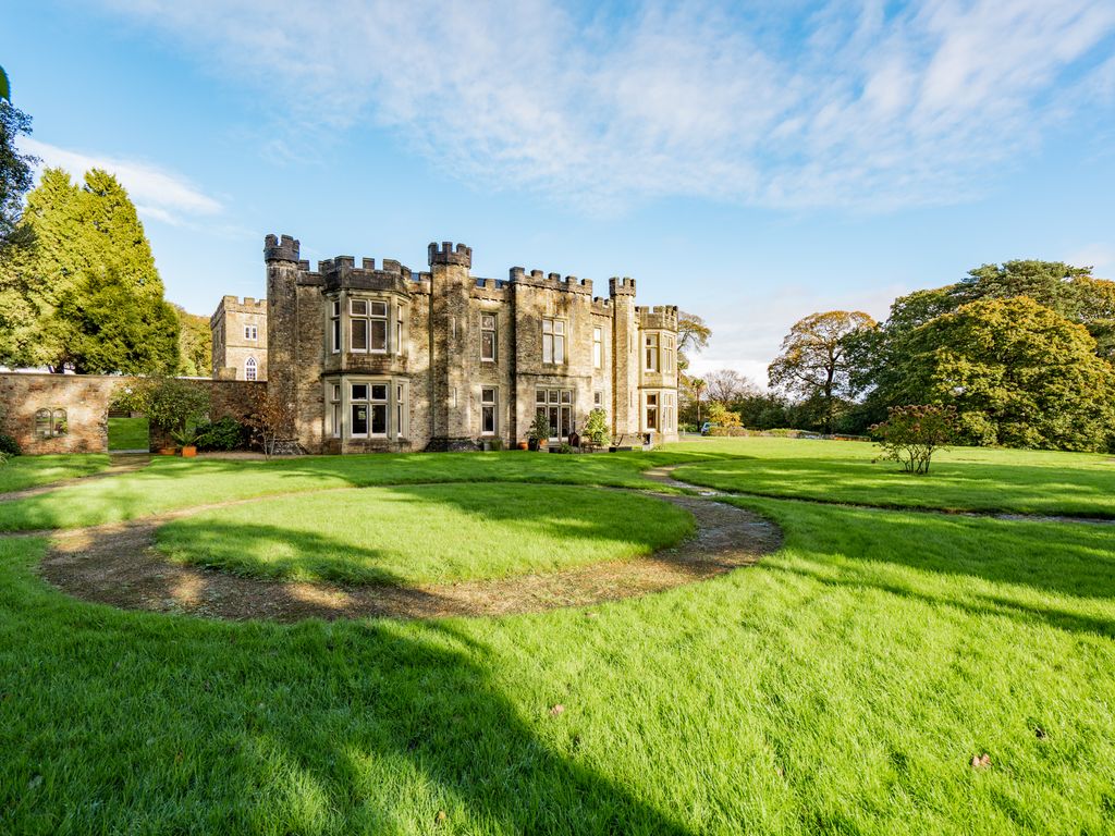 2 bed flat for sale in Clyne Castle, Blackpill, Swansea SA3, £300,000