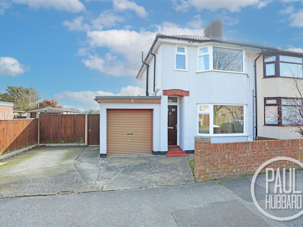 2 bed semidetached house for sale in Waveney Crescent, Lowestoft NR33