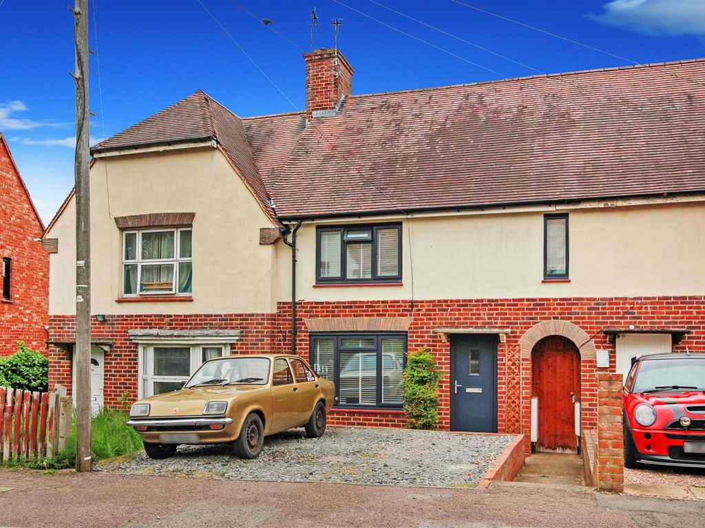 2 bed terraced house for sale in Jubilee Crescent, Wellingborough NN8