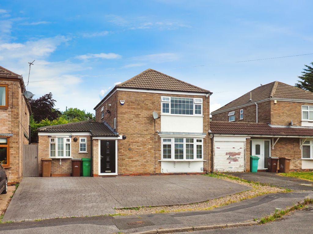 4 bed detached house for sale in Moorsholm Drive, Wollaton