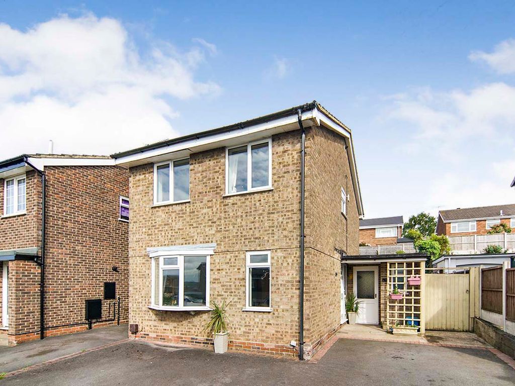 3 bed detached house for sale in Ridgeway Road, BurtonOnTrent