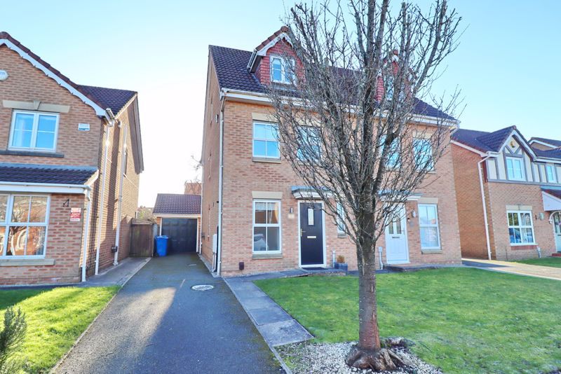 3 bed semidetached house for sale in St. Johns Road, Worsley