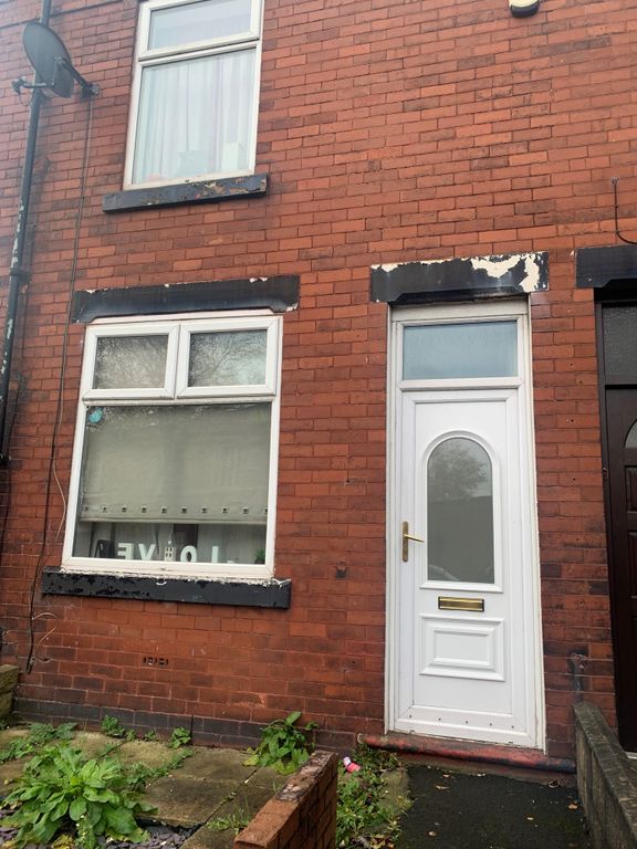 2 bed terraced house to rent in Barn Lane, Golborne, Warrington WA3