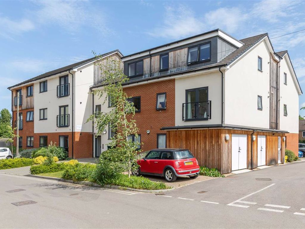 1 bed flat for sale in the foundry, hitchin, hertfordshire sg4