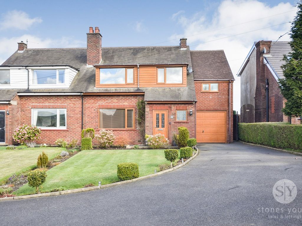4 bed semidetached house for sale in Ribchester Road, Clayton Le Dale