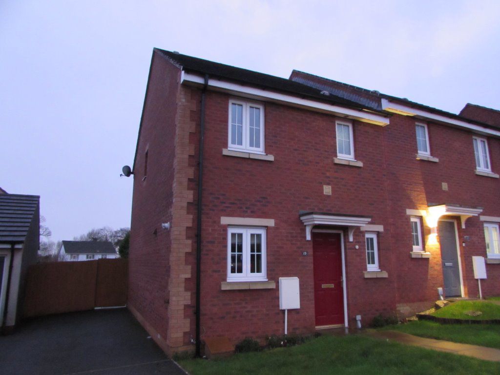 3 bed property to rent in Clos Y Cudyll Coch, Broadlands, Bridgend CF31
