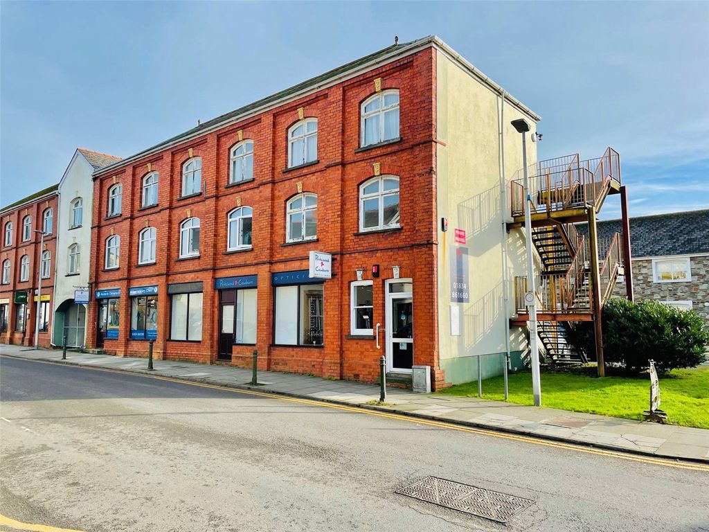 1 bed flat for sale in Picton Terrace, Narberth SA67, £85,000 Zoopla