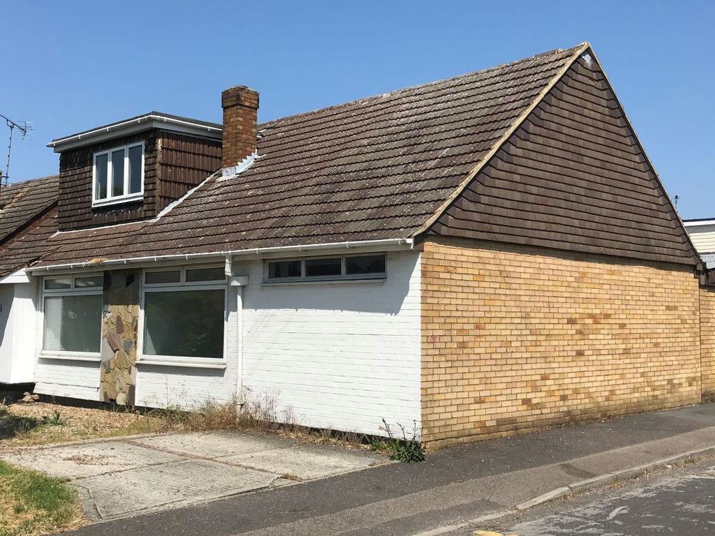 3 bed bungalow for sale in 1 Kendal Close, Hullbridge, Hockley, Essex