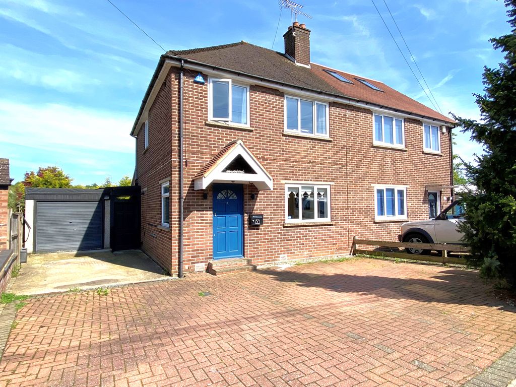 3 bed semidetached house for sale in Westbrook Crescent, Cockfosters