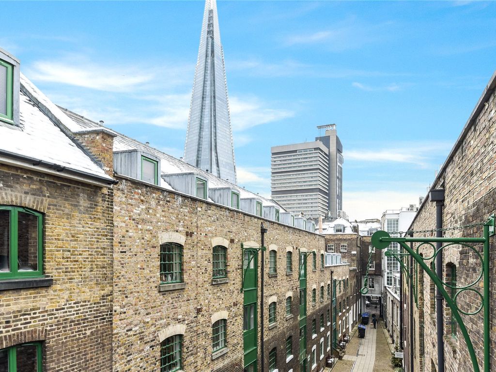 Maidstone Buildings Mews, 72-76 Borough High Street, London SE1