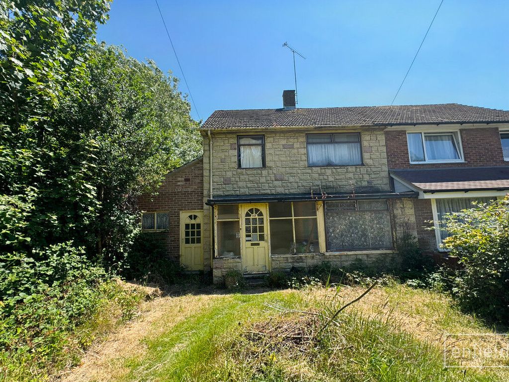 3 bed semidetached house for sale in Somerset Avenue, Southampton SO18