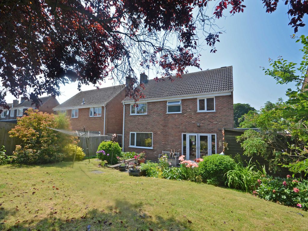 4 bed detached house for sale in Holmes Avenue, Raunds