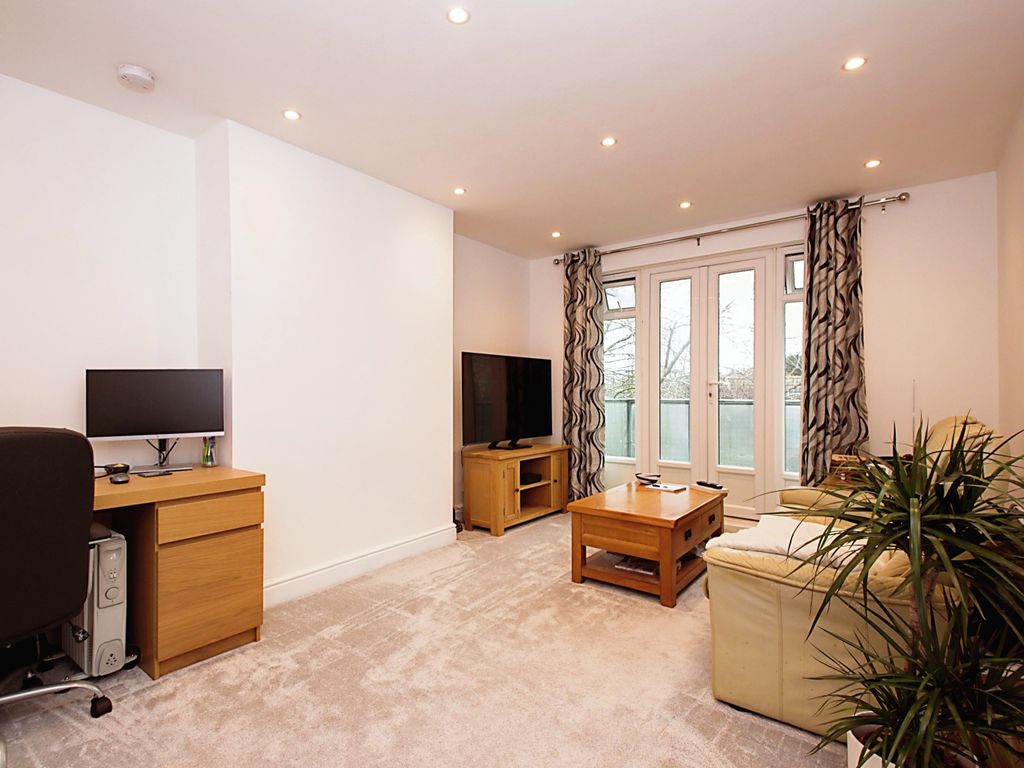 1 bed flat for sale in Sandling Rise, Eltham, Mottingham, London SE9 Zoopla