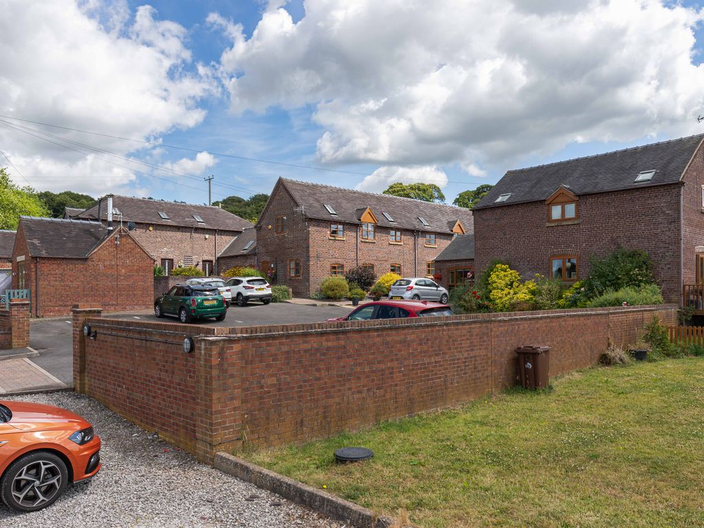 2 bed terraced house for sale in Lightwood Road, Lightwood, Longton