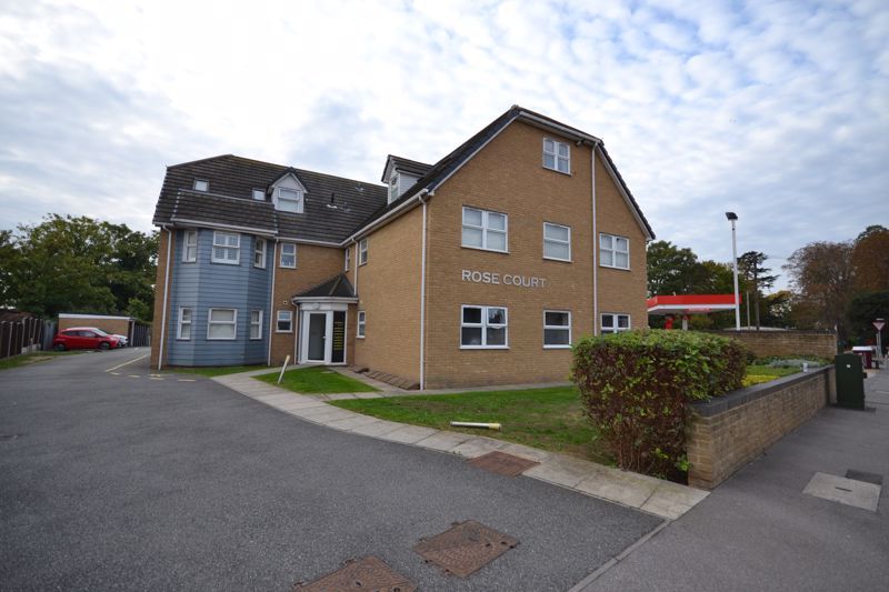 2 bed flat for sale in Fobbing Road, Corringham, StanfordLeHope SS17 Zoopla