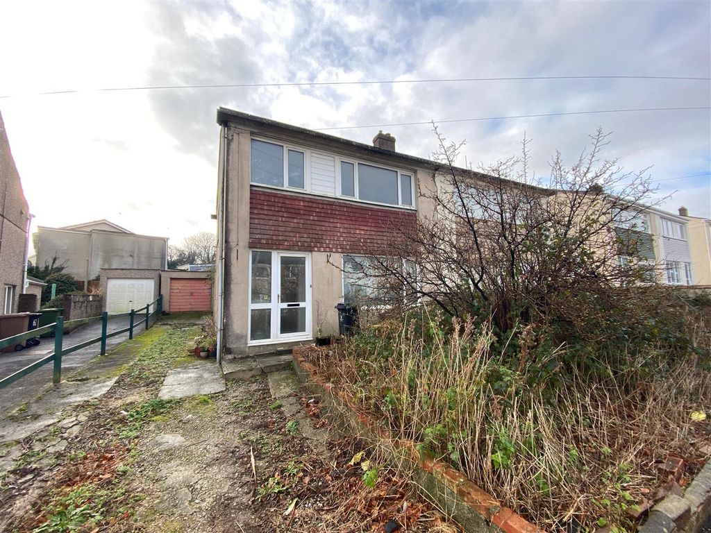 3 bed semidetached house for sale in Courtland Crescent, Plympton