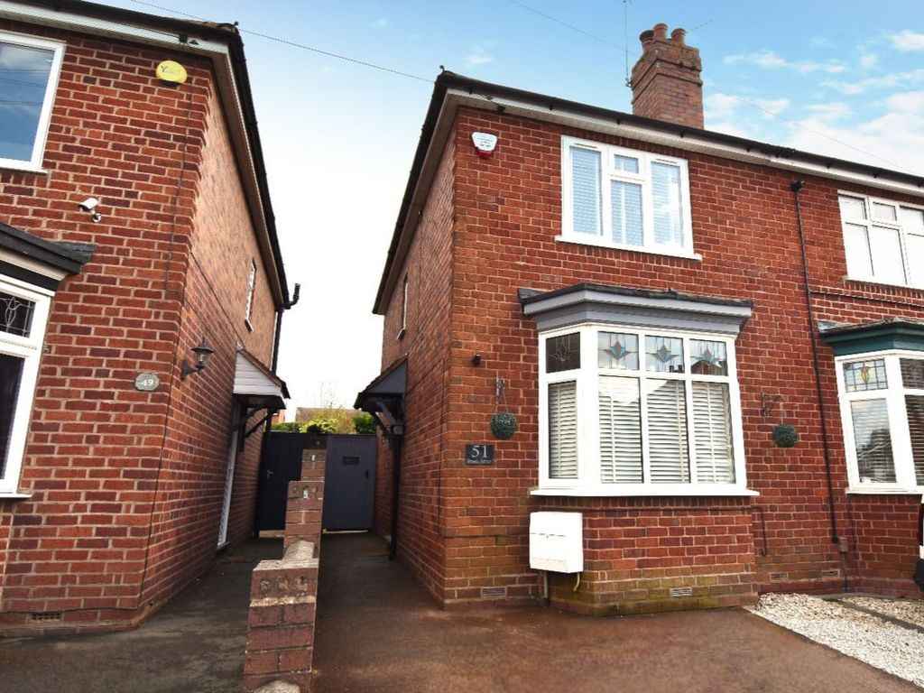 2 bed semidetached house to rent in Brook Street, Wall Heath
