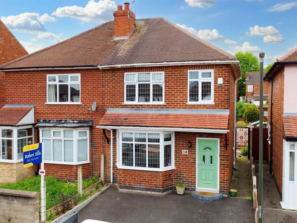 3 bed semidetached house for sale in Doris Road, Ilkeston DE7 Zoopla