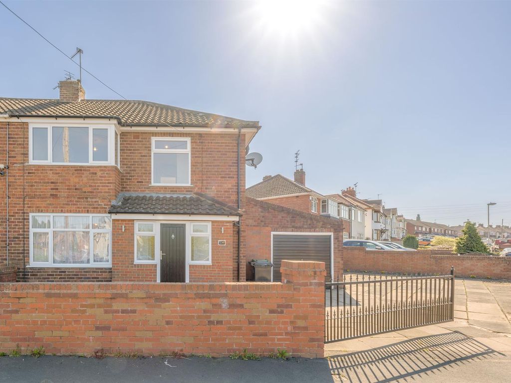 3 bed semidetached house for sale in Tansey Green Road, Brierley Hill