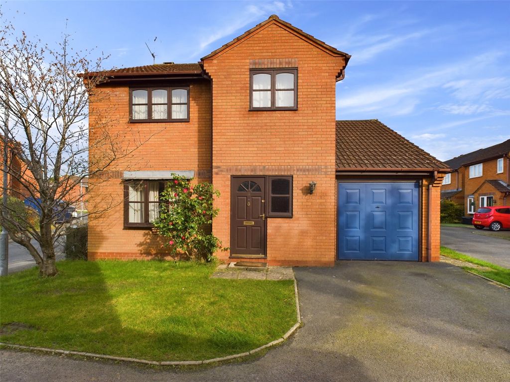 3 bed detached house for sale in Heath Drive, Worcester, Worcestershire