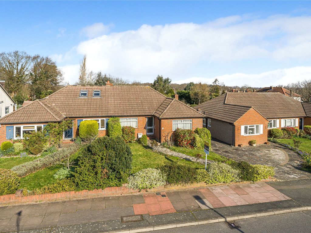 2 bed bungalow for sale in Pickhurst Park, Bromley BR2 Zoopla