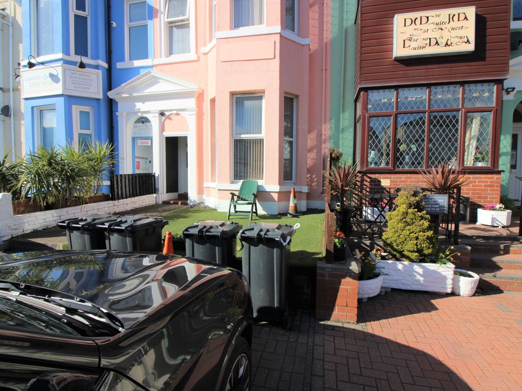 1 bed flat to rent in Bath Street, Southport PR9 Zoopla