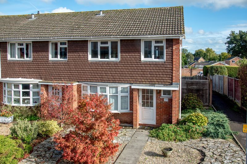 3 bed end terrace house for sale in Middleway, Taunton TA1 Zoopla
