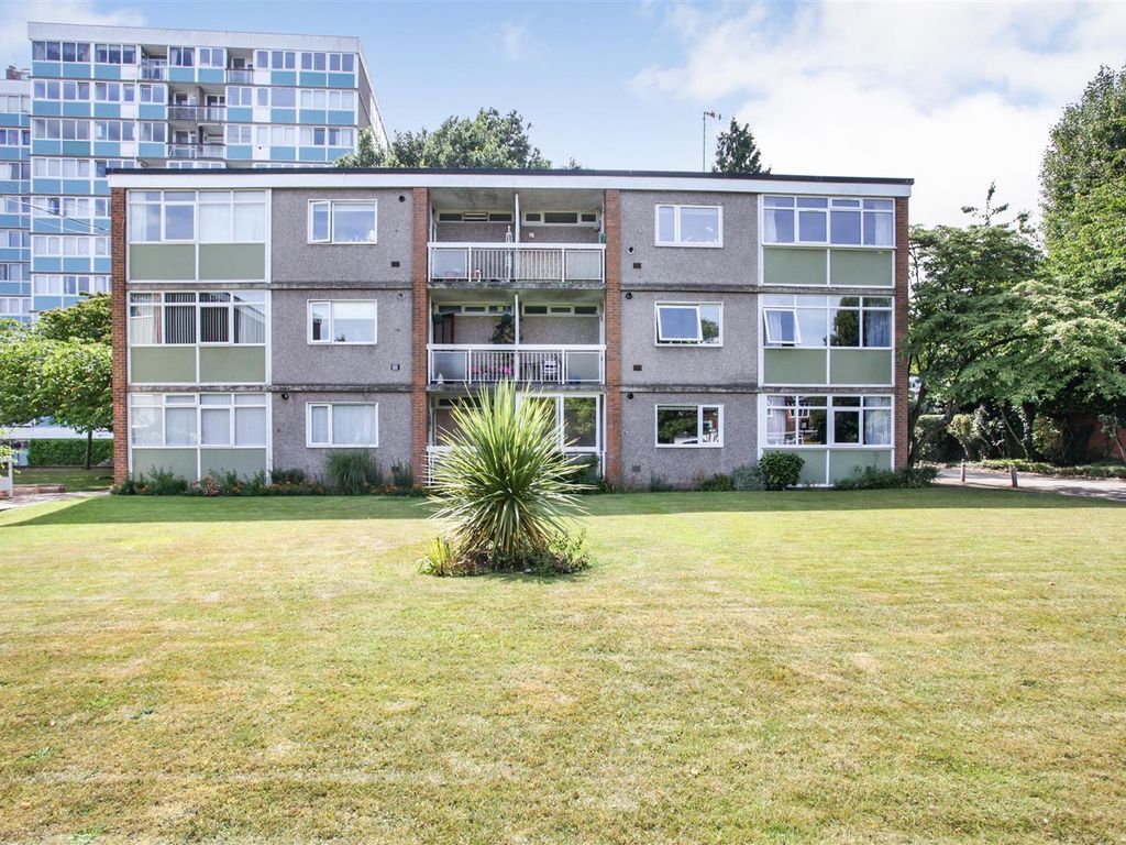 Kenilworth Court Coventry CV3  