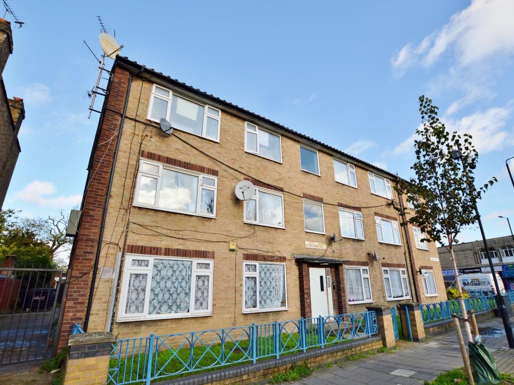Property for sale in Chobham Road, Stratford E15 Zoopla