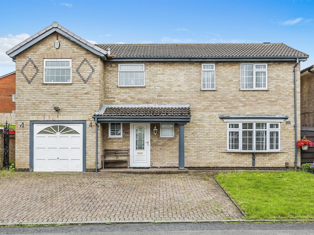 4 bed detached house for sale in Eagle Court, Bulwell, Nottingham NG6