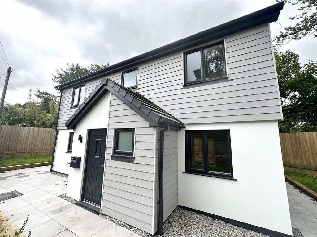 New home, 4 bed detached house for sale in Wheal Rose, Scorrier