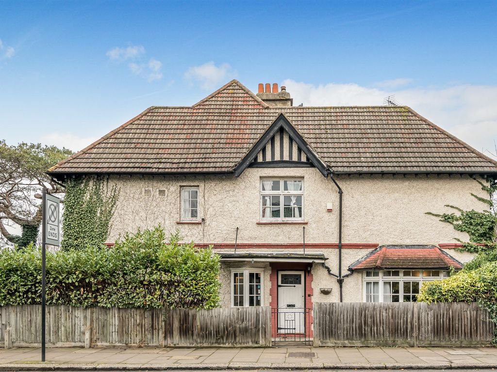 5 bed semidetached house for sale in Cleveland Road, London W13 Zoopla