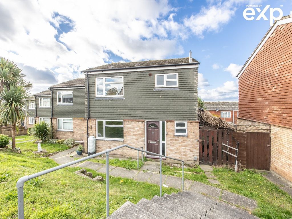 3 bed end terrace house for sale in Juniper Walk, Swanley BR8, £325,000 Zoopla