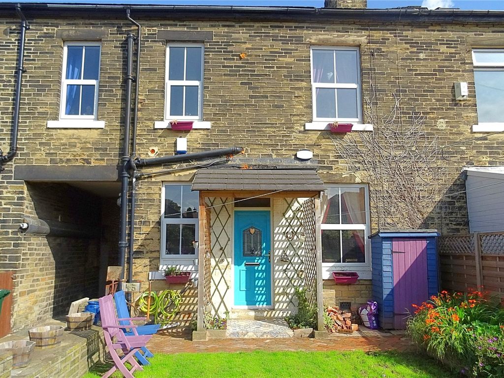 2 bed terraced house for sale in Woodhall Road, Bradford, West