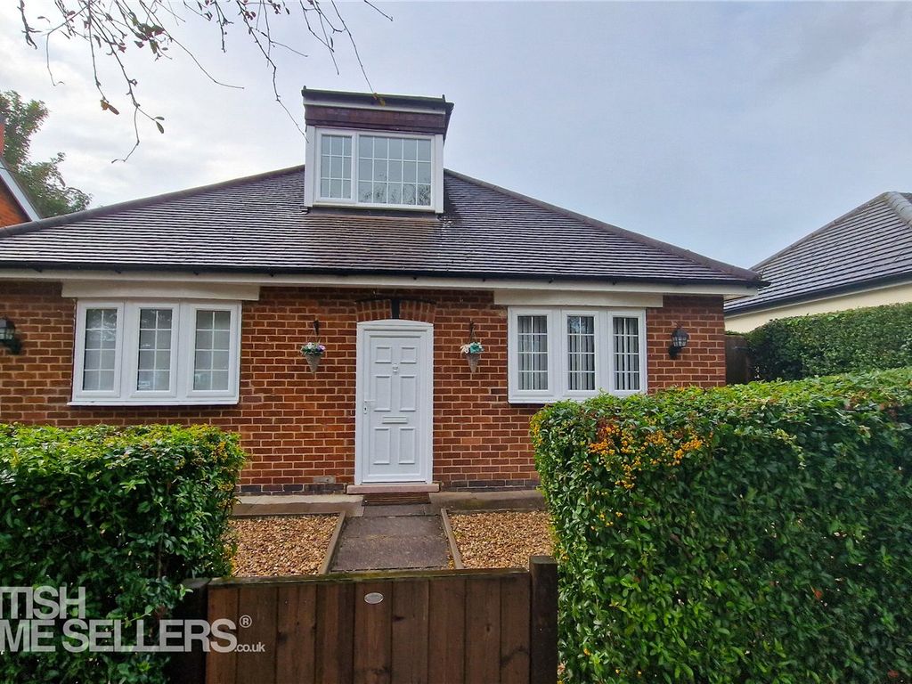 2 bed bungalow for sale in Morley Road, Chaddesden, Derby, Derbyshire