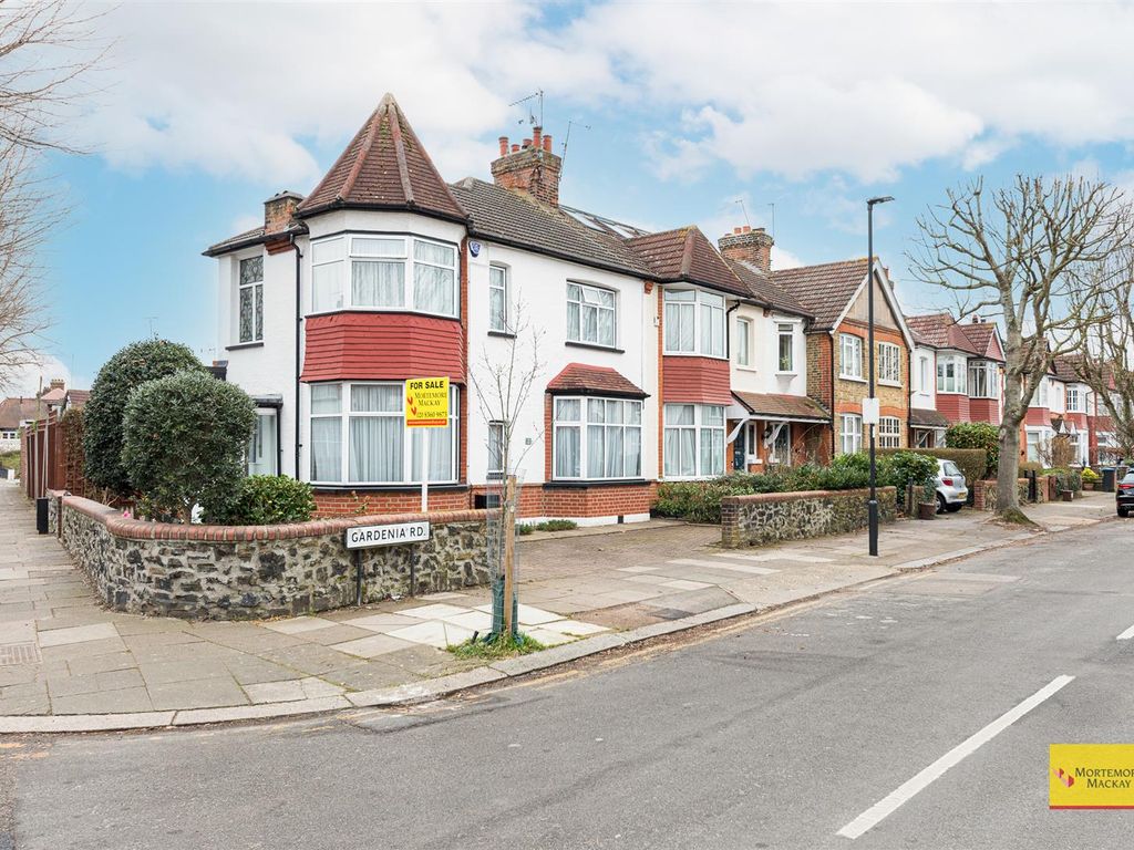 4 bed end terrace house for sale in Gardenia Road, Enfield EN1 Zoopla