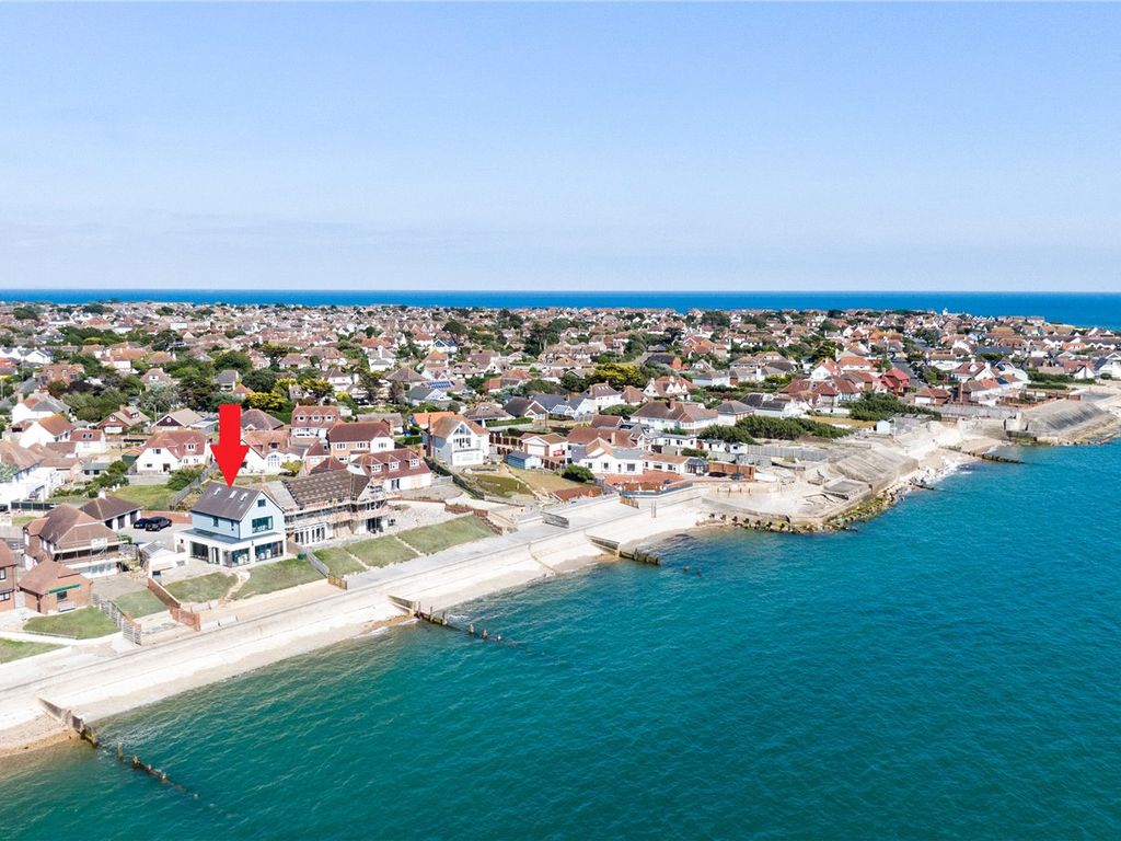 5 bed semidetached house for sale in Westcroft, West Street, Selsey