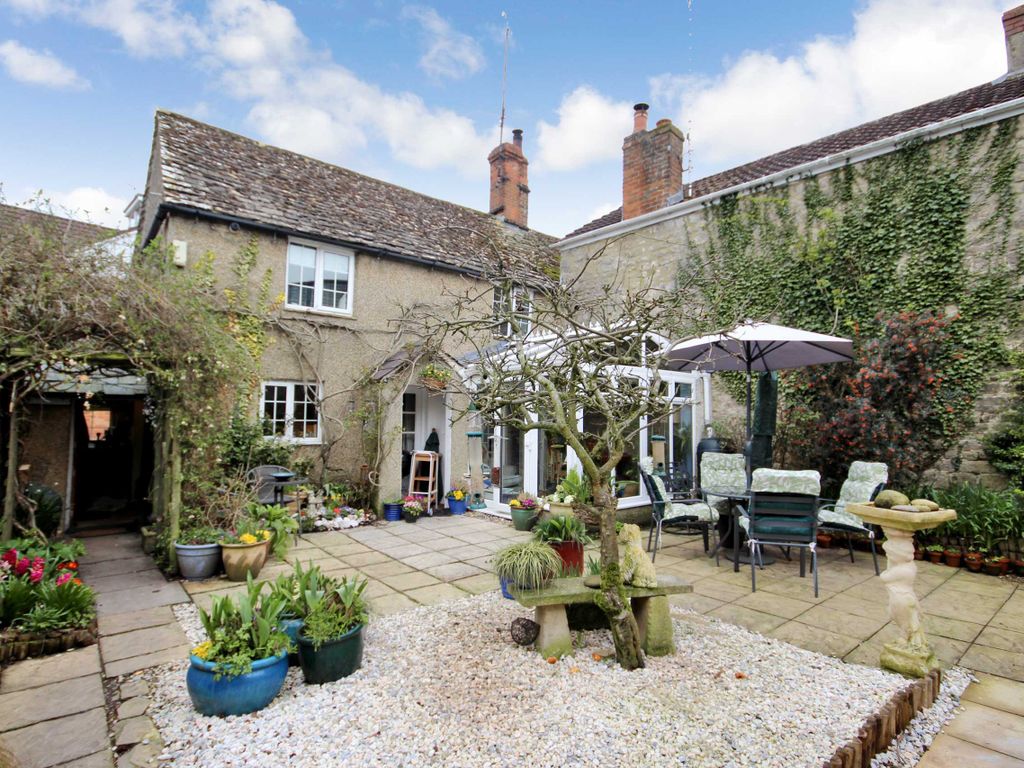 3 bed semidetached house for sale in Widham, Purton, Wiltshire SN5 Zoopla