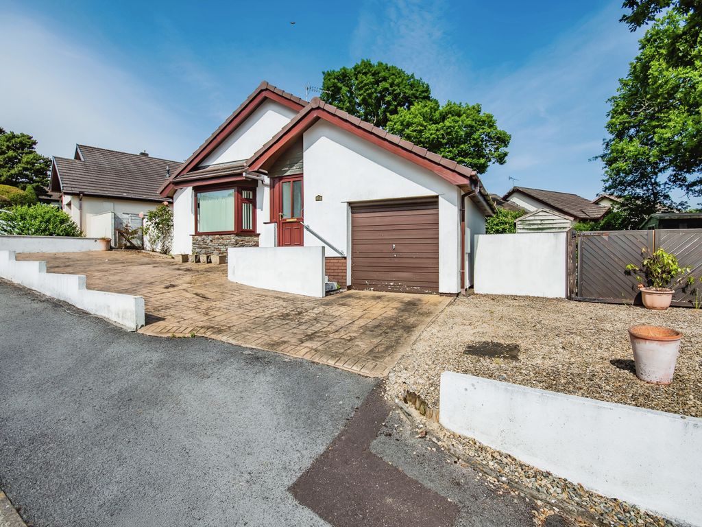 2 bed bungalow for sale in Incline Way, Saundersfoot, Pembrokeshire