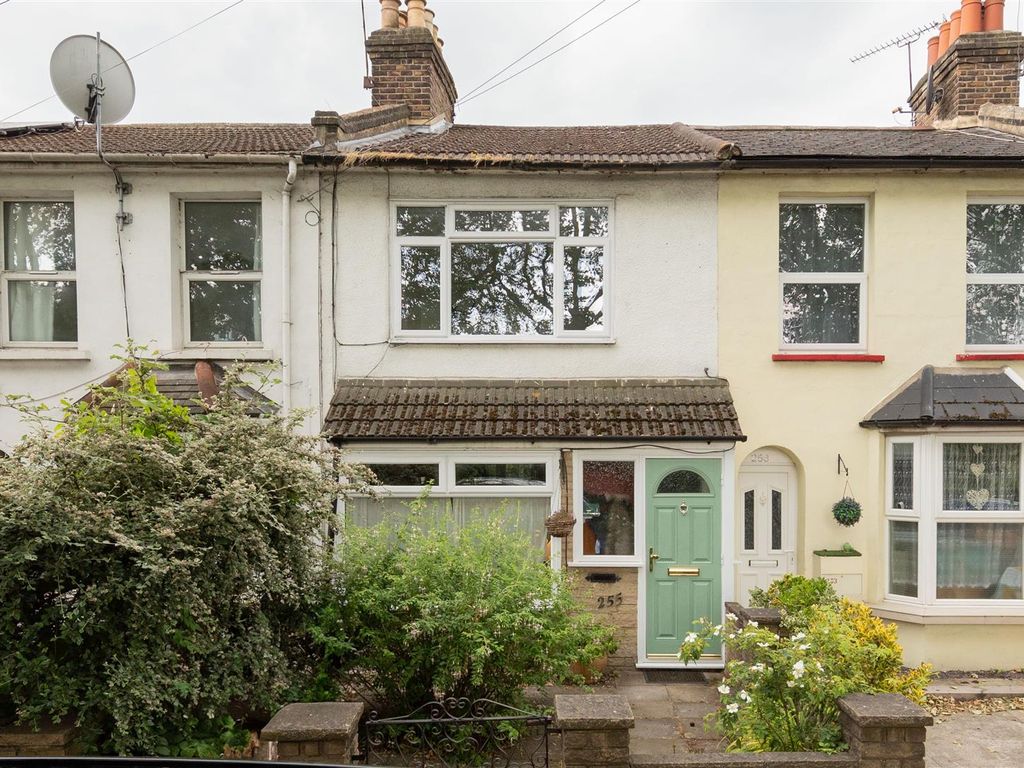 2 bed property for sale in Harrow Road, London E11, £660,000 Zoopla