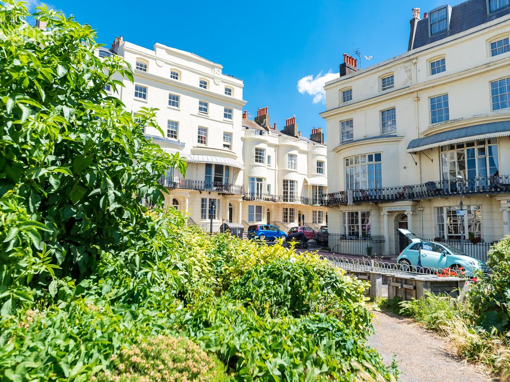 3 bed for sale in Regency Square, Brighton BN1, £700,000 Zoopla